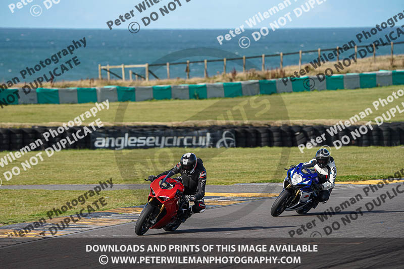 anglesey no limits trackday;anglesey photographs;anglesey trackday photographs;enduro digital images;event digital images;eventdigitalimages;no limits trackdays;peter wileman photography;racing digital images;trac mon;trackday digital images;trackday photos;ty croes